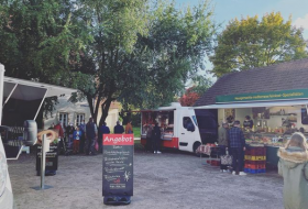 Wochenmarkt Eimsheim © Beatrice Helfenbein Wochenmarkt Eimsheim © Beatrice Helfenbein