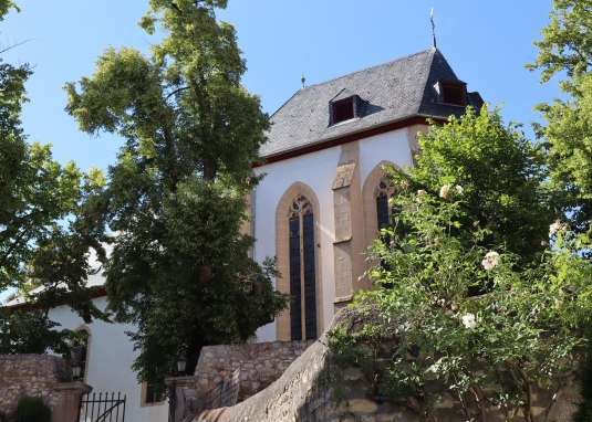 Außenaufnahme Katholische Kirche Mariä Himmelfahrt © Tourismus Service Center der Verbandsgemeinde Rhein-Selz Außenaufnahme Katholische Kirche Mariä Himmelfahrt © Tourismus Service Center der Verbandsgemeinde Rhein-Selz