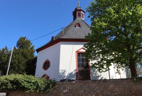 Evangelische Kirche Uelversheim © Tourismus Service Center der Verbandsgemeinde Rhein-Selz Evangelische Kirche Uelversheim © Tourismus Service Center der Verbandsgemeinde Rhein-Selz