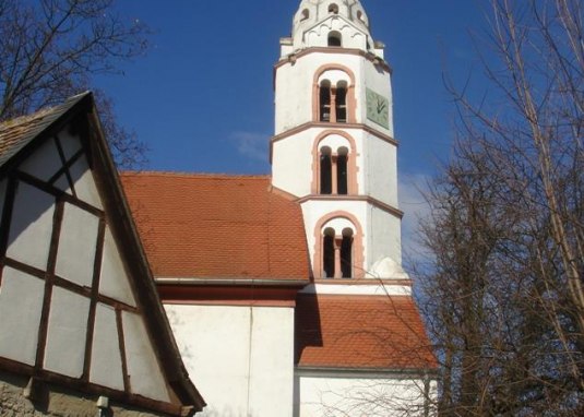 Evangelische Kirche Dittelsheim-Heßloch © www.heidenturmkirchen.de Evangelische Kirche Dittelsheim-Heßloch © www.heidenturmkirchen.de