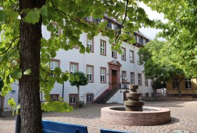 Leininger Schloss Guntersblum © TSC Rhein-Selz Leininger Schloss Guntersblum © TSC Rhein-Selz