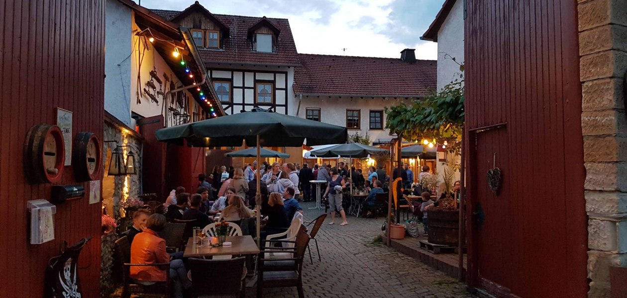 Weingut Ullmer_Innenhof 1, © Weingut Ullmer Weingut Ullmer_Innenhof 1, © Weingut Ullmer