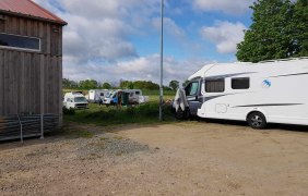 Weingut Bischmann 2 Wohnmobil © Weingut Bischmann Weingut Bischmann 2 Wohnmobil © Weingut Bischmann