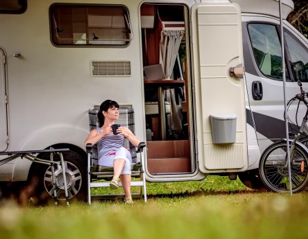 Reisemobilstellplatz Weingut Bernhard, © AdobeStock_192619135 Wohnmobil (c) Andrey Armyago Reisemobilstellplatz Weingut Bernhard, © AdobeStock_192619135 Wohnmobil (c) Andrey Armyago