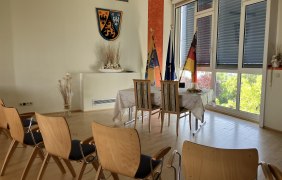 Trauzimmer Ratssaal © Tourismus Service Center der Verbandsgemeinde Rhein-Selz Trauzimmer Ratssaal © Tourismus Service Center der Verbandsgemeinde Rhein-Selz