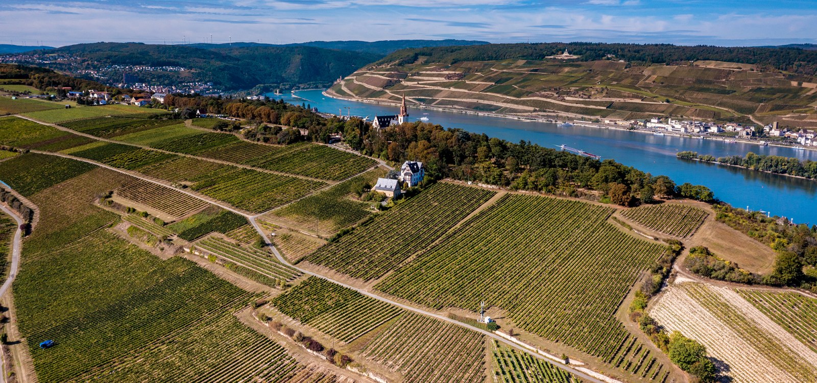 Binger Kirchberg mit Sankt Ruperts Kloster Binger Kirchberg mit Sankt Ruperts Kloster