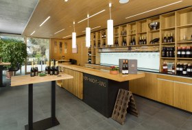 Vinothek Weingut Jung Undenheim © Carsten Costard Vinothek Weingut Jung Undenheim © Carsten Costard