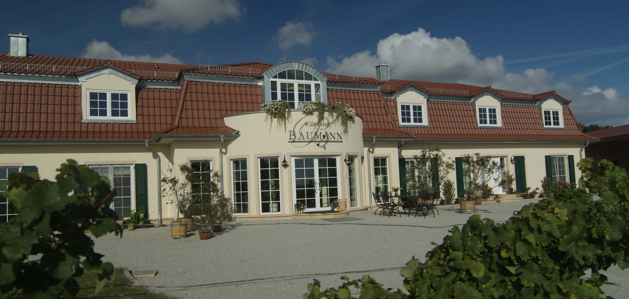 Weingut Baumann_Geb&auml;ude 2, &copy; Weingut Baumann
