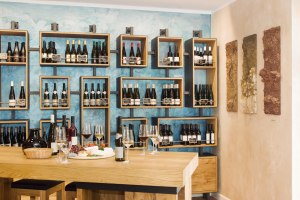 Vinothek Jakob Gerhardt, &copy; Carsten Costard