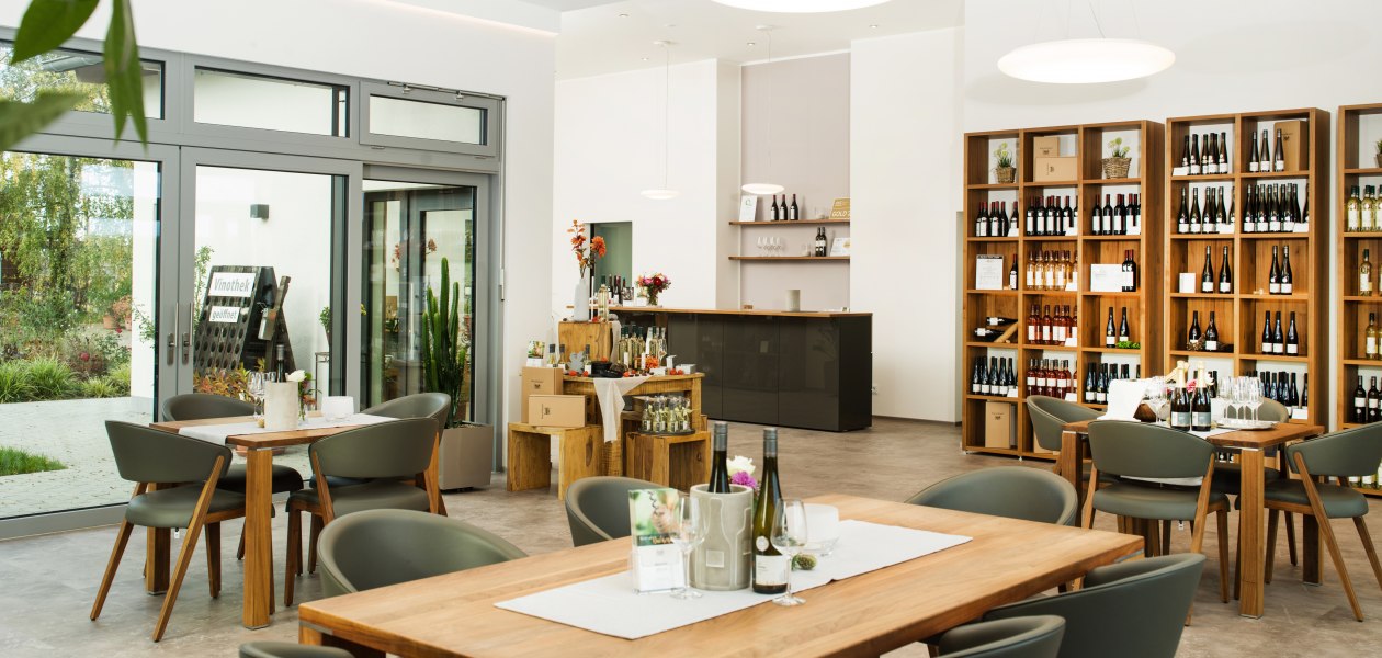 Weingut Paulinenhof_Vinothek, &copy; Weingut Paulinenhof