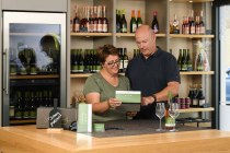 schlossgartenhof-vinothek-britta-und-meik-doerrschucki