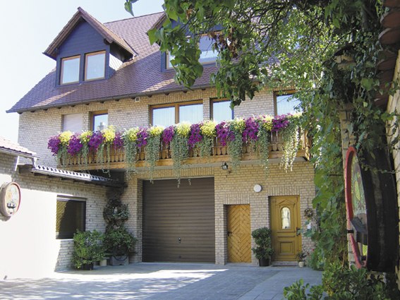 Weingut Escher_Haus, &copy; Weingut Escher