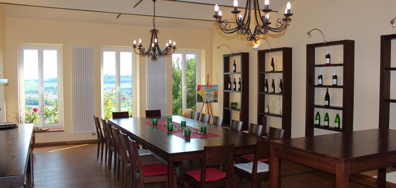 Vereinigte Weing&uuml;ter Spindler und M&ouml;llinger_Vinothek 2, &copy; Vereinigte Weing&uuml;ter Spindler und M&ouml;llinger