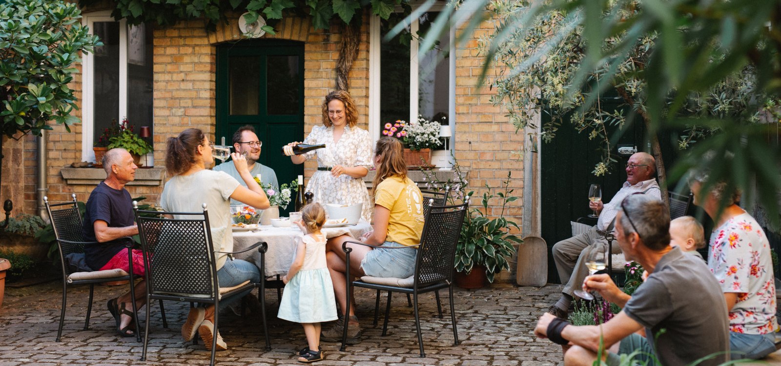 Weingut M&uuml;ller-Oswald_Hof, &copy; Weingut M&uuml;ller-Oswald