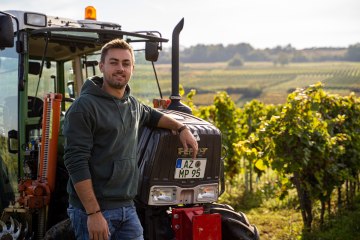 Mark Hahn Weine_Traktor, © Mark Hahn Weine Weingut Hahn GbR