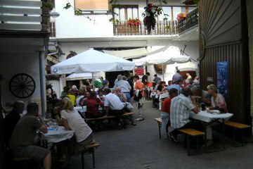 Weingut Besant_Innenhof, &copy; Weingut Besant