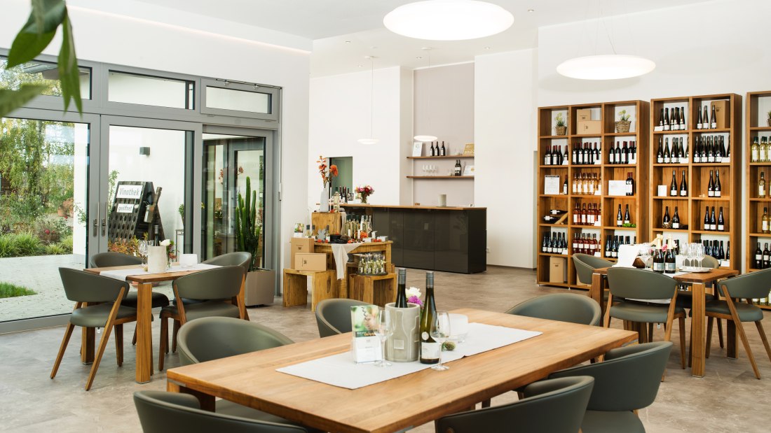 Weingut Paulinenhof_Vinothek, &copy; Weingut Paulinenhof