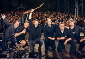 dire strats tribute, &copy; KADH