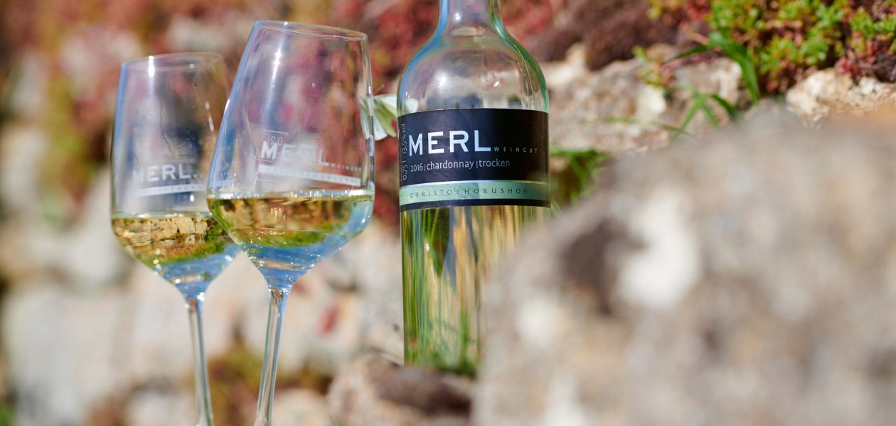 Weingut Merl_Weinflasche, &copy; Weingut Merl