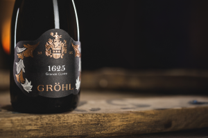 Gröhl 1625 Sektflasche, © Weingut Eckehart & Johannes Gröhl