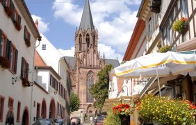 Altstadt Oppenheim mit Katharinenkirche © Uwe Feuerbach