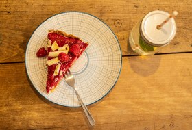 Kaffee und kuchen 2 &copy; Dominik Ketz