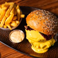 Burger Juicy Lucy &copy; medienproduktion 2.0