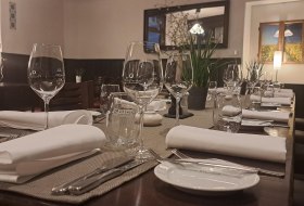 Weingold im Domhof erleben &copy; Weingut Domhof