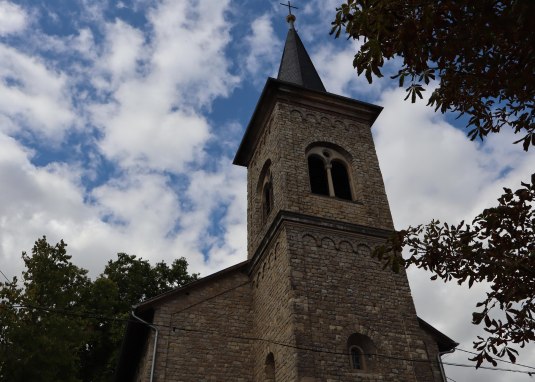 Katholische Kirche St. Viktor in Guntersblum 1 &copy; Tourismus Service Center der Verbandsgemeinde Rhein-Selz