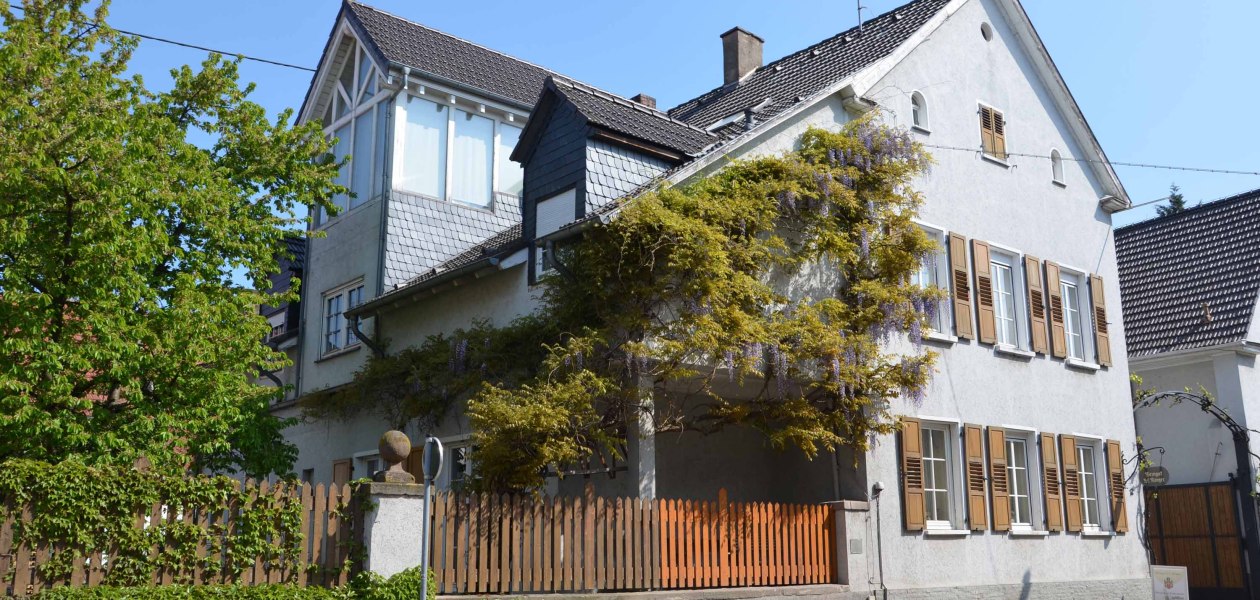 Weingut H. L. Menger_Geb&auml;ude, &copy; Weingut H. L. Menger