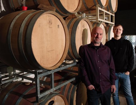 Weingut Dr. Alex Senfter_Winzer, &copy; Weingut Dr. Alex Senfter