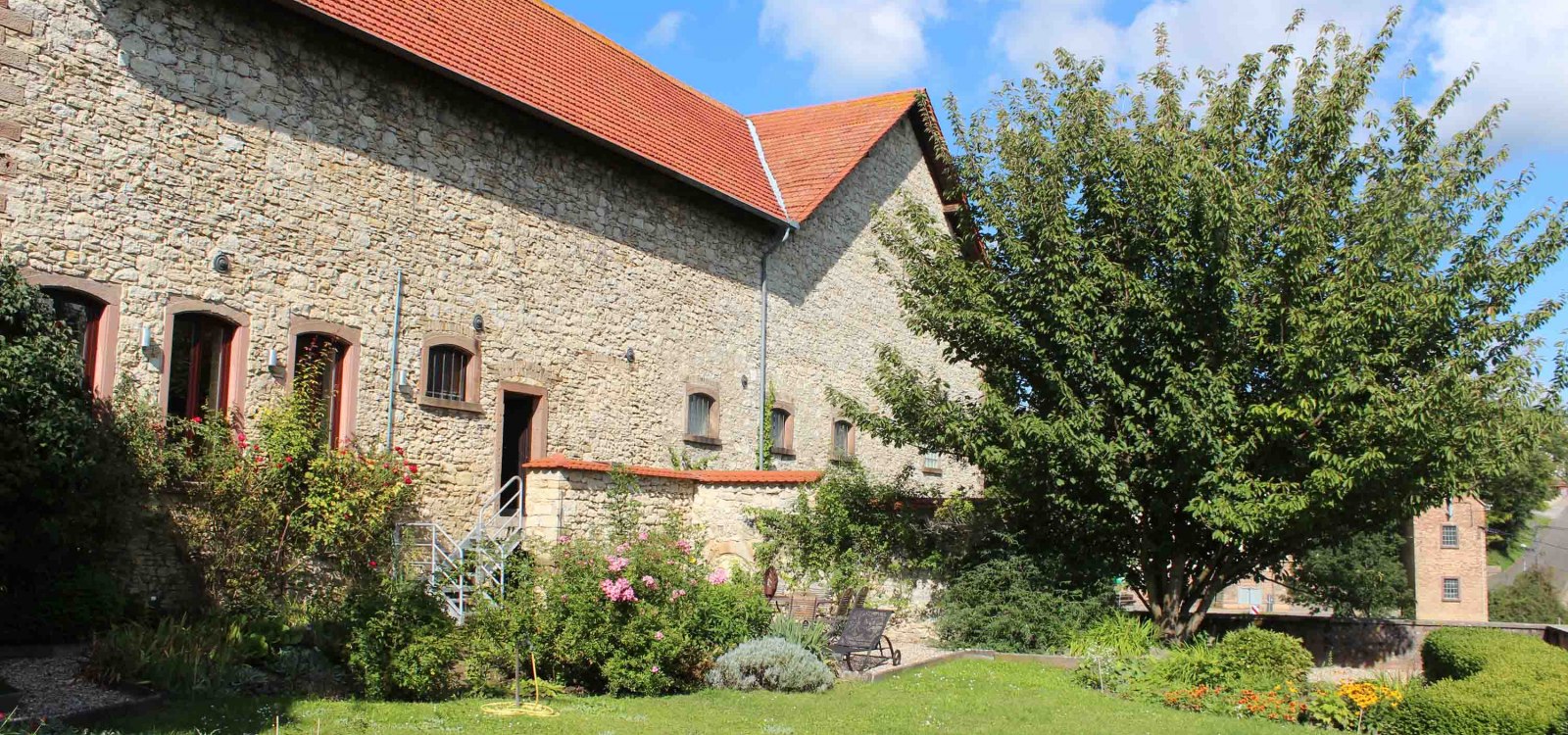 Vereinigte Weing&uuml;ter Spindler und M&ouml;llinger_Weingut Spindler Garten 3, &copy; Vereinigte Weing&uuml;ter Spindler und M&ouml;llinger