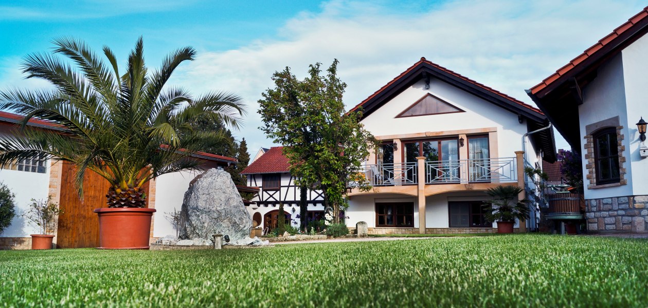 Weingut Christ_Geb&auml;ude, &copy; Weingut Christ