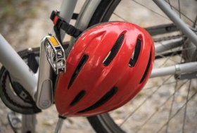 Fahrradhelm &copy; pixabay