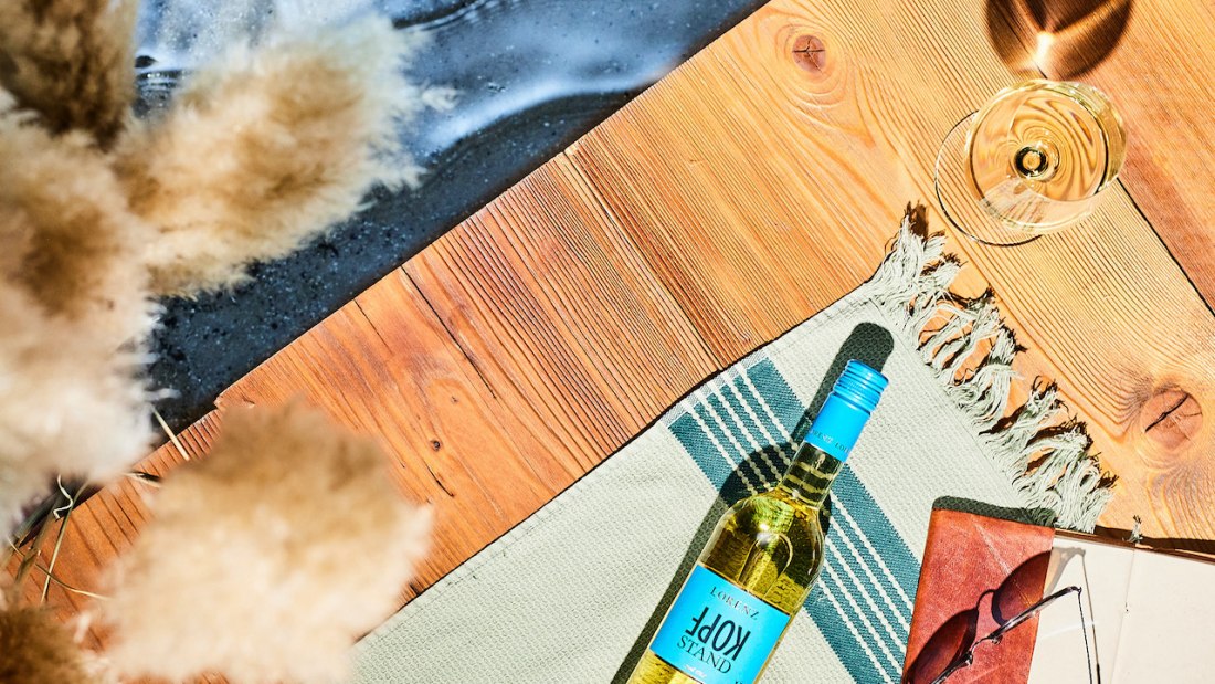 Lorenz_Kopfstand, © Weingut Lorenz