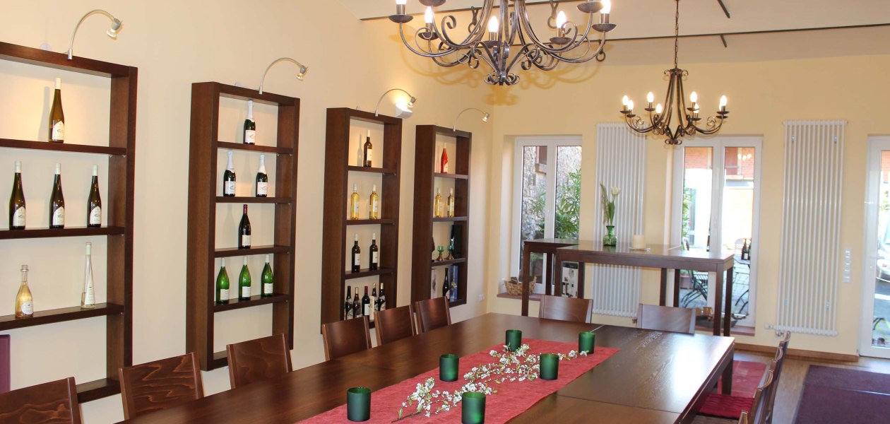 Vereinigte Weing&uuml;ter Spindler und M&ouml;llinger_Vinothek, &copy; Vereinigte Weing&uuml;ter Spindler und M&ouml;llinger