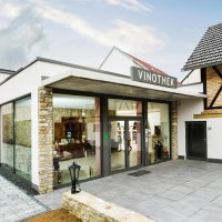 Vinothek Weingut Krebs-Grode Terrasse © Carsten Costard